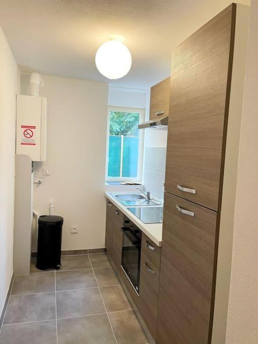 Rm-0 - Appartement F2 Au Rdc A Mulhouse Pour 1-2 Pers Εξωτερικό φωτογραφία